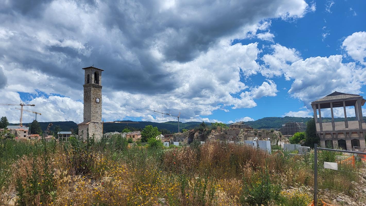 Zona Rossa in Amatrice (970 m)