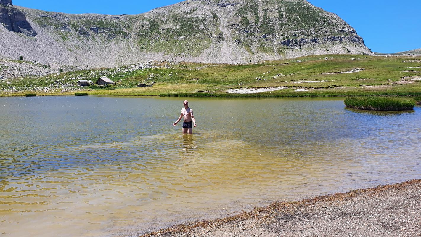 Badepause an den Lacs de Lignin (2280m) (1)