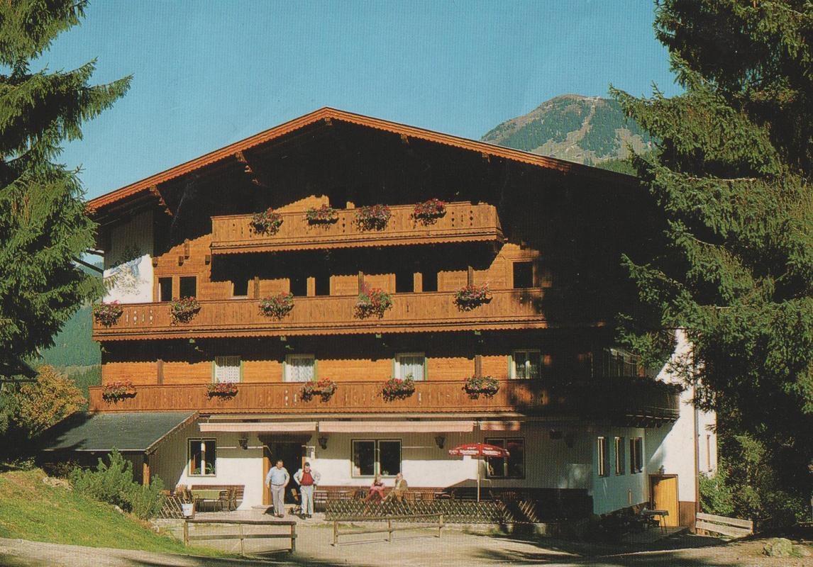 Übernachtung im Steinberghaus (889 m). (Postkarte)
