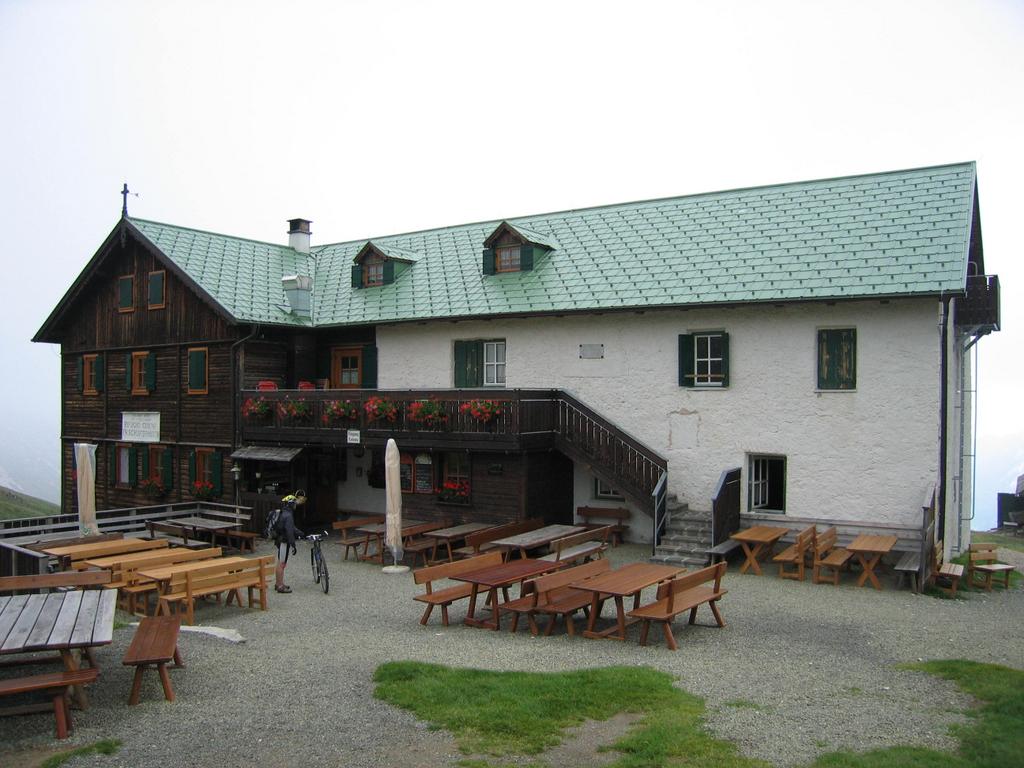Schlüterhütte (2297m)