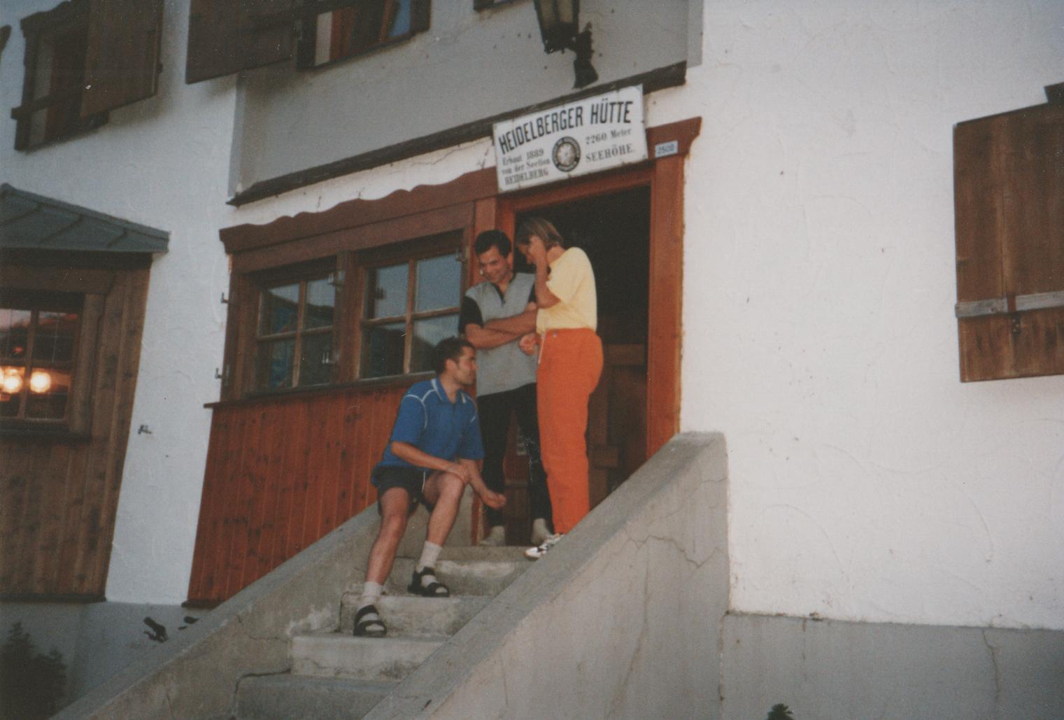 Frank, Alex und Liesl vor der Heidelberger Hütte